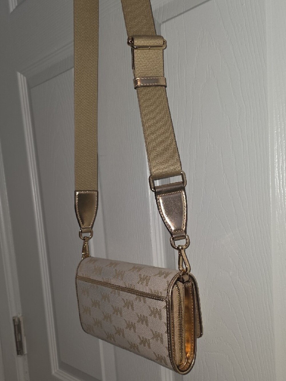 Michael Kors Beige Cream MK Logo Crossbody Bag - Picture 8 of 9
